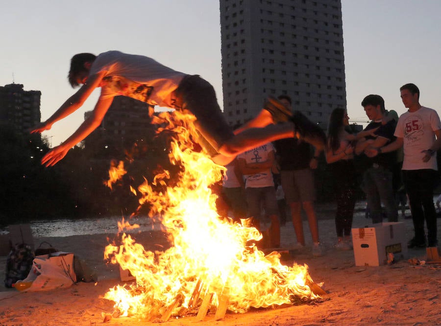 Fotos: La celebración de la Noche de San Juan 2018 en Valladolid