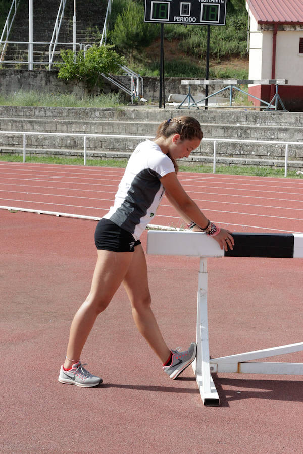 Las Pistas celebraron en la mañana deeste domingo el Campeonato Provincial en Pista al Aire Libre con la presencia de un importante número de atletas