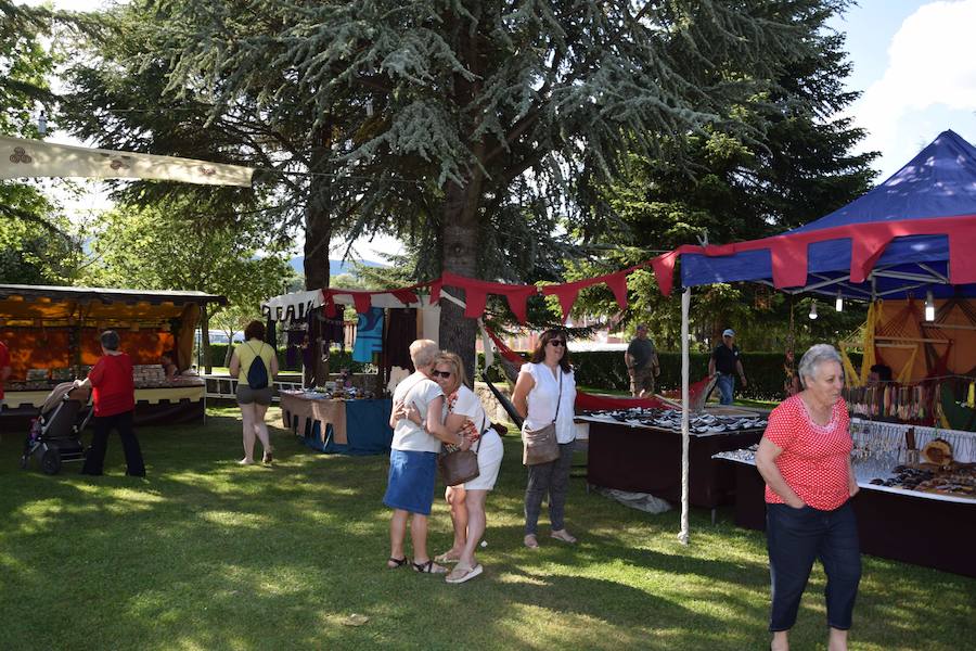 Fotos: Mercado Tamárico en Velilla de río Carrión