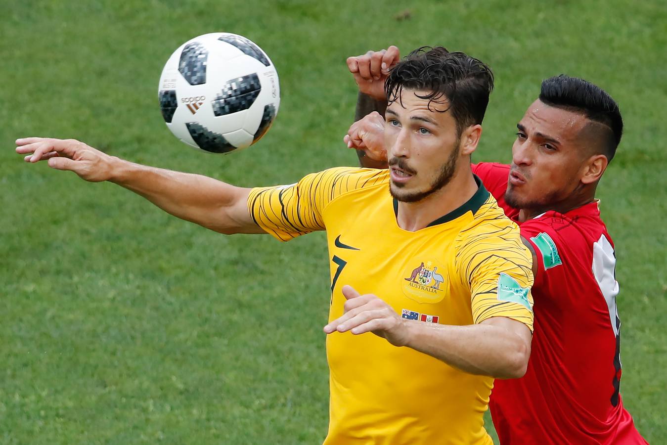 Las mejores imágenes del partido de la tercera jornada del Grupo C entre Australia y Perú.