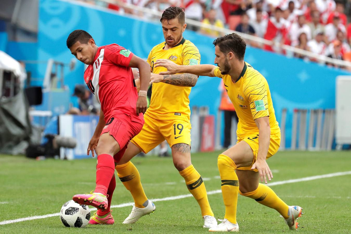 Las mejores imágenes del partido de la tercera jornada del Grupo C entre Australia y Perú.