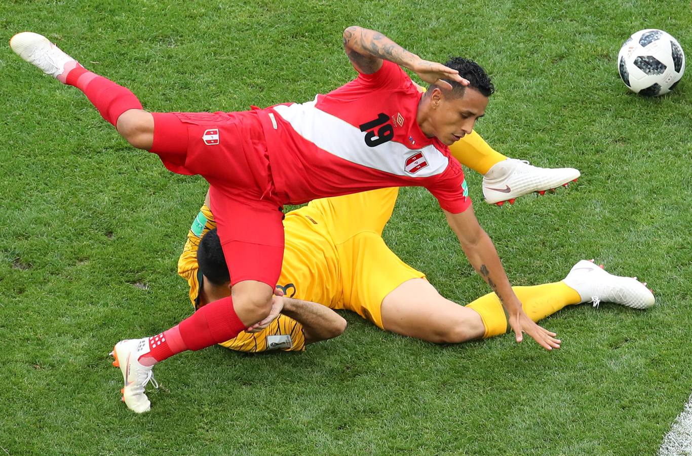Las mejores imágenes del partido de la tercera jornada del Grupo C entre Australia y Perú.