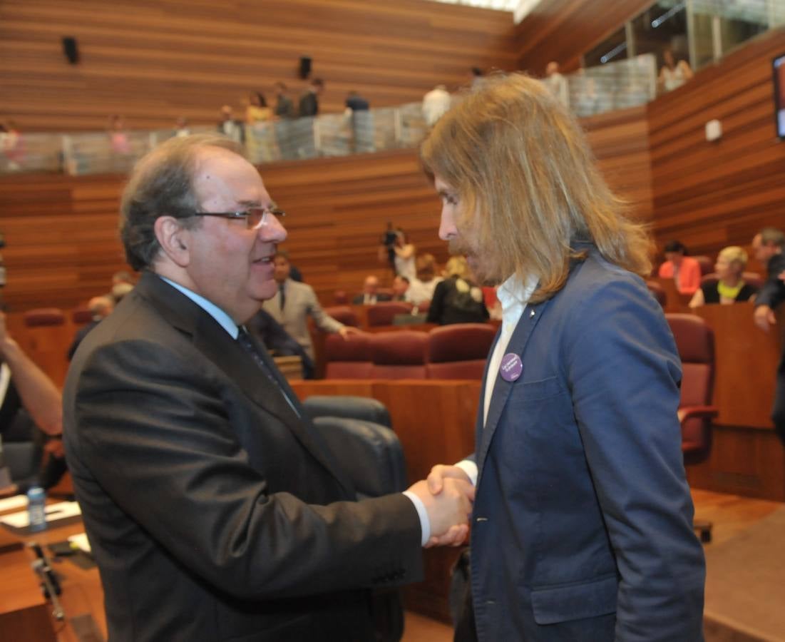 En su intervención, Juan Vicente Herrera ha defendido el acuerdo firmado con el sector, los grupos parlamentarios y el diálogo social de cara a la nueva PAC