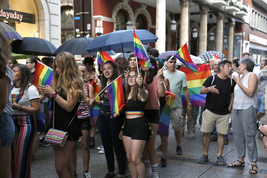 Fotos: Palencia celebra el Día del Orgullo LGTB+