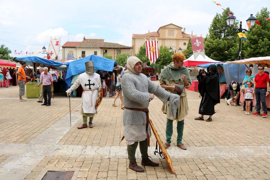Fotos: Mercado Castellano en Dueñas