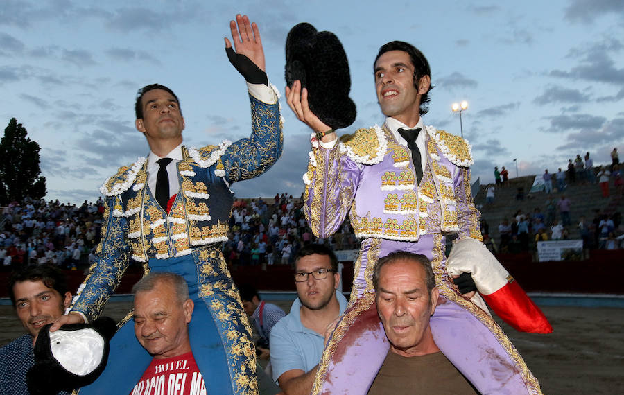 Fotos: Corrida de toros de San Pedro en Segovia (1)