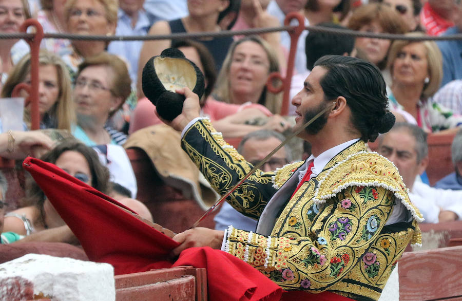 Fotos: Corrida de toros de San Pedro en Segovia (3)