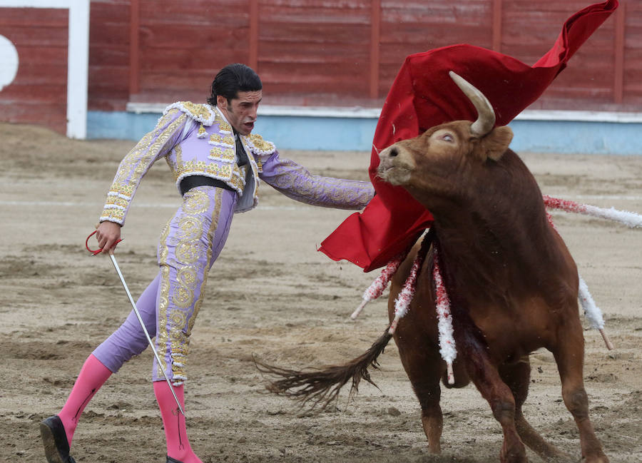 Fotos: Corrida de toros de San Pedro en Segovia (3)