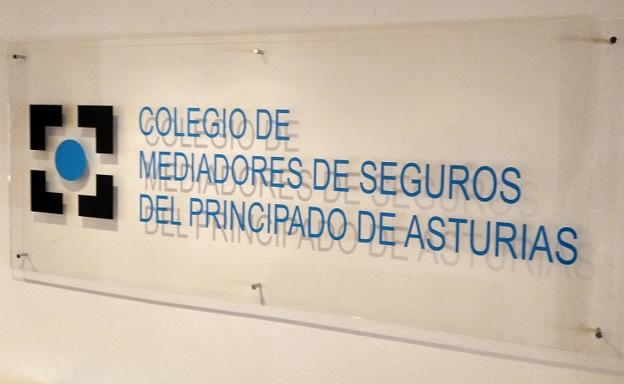 Un juzgado admite una demanda colectiva por seguros como cláusula abusiva