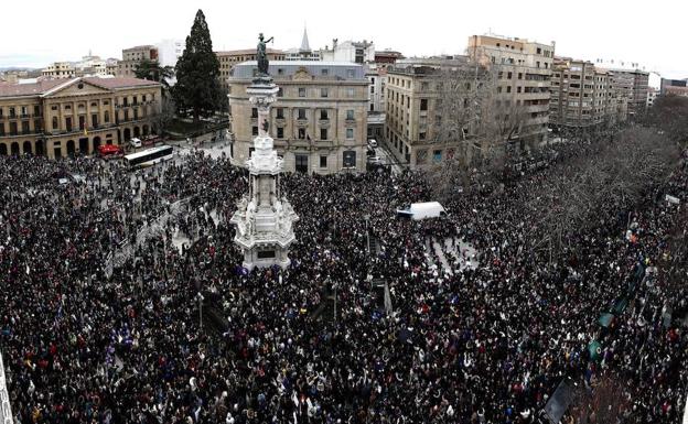¿A quién votan las mujeres el año del 8M, el #MeToo y 'La Manada'?