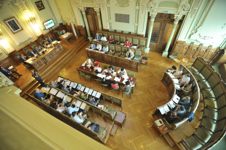 Fotos: Pleno en el Ayuntamiento de Valladolid