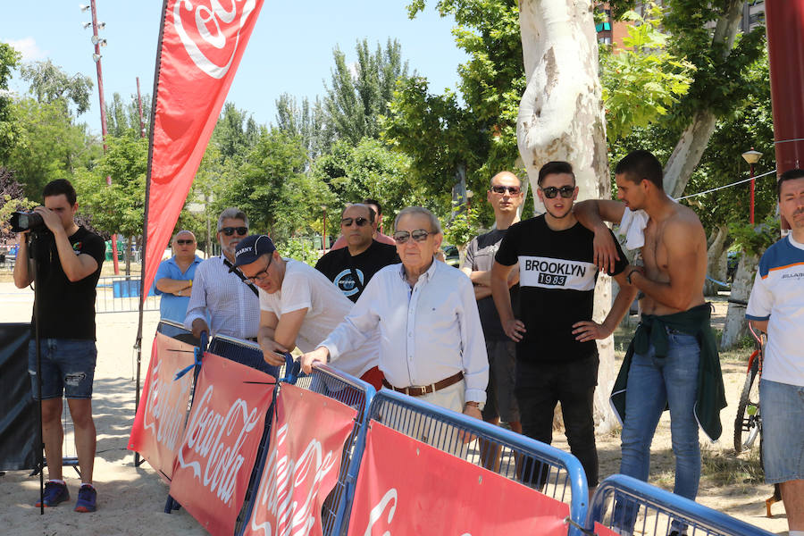 Fotos: Final masculina de balonmano playa en Valladolid