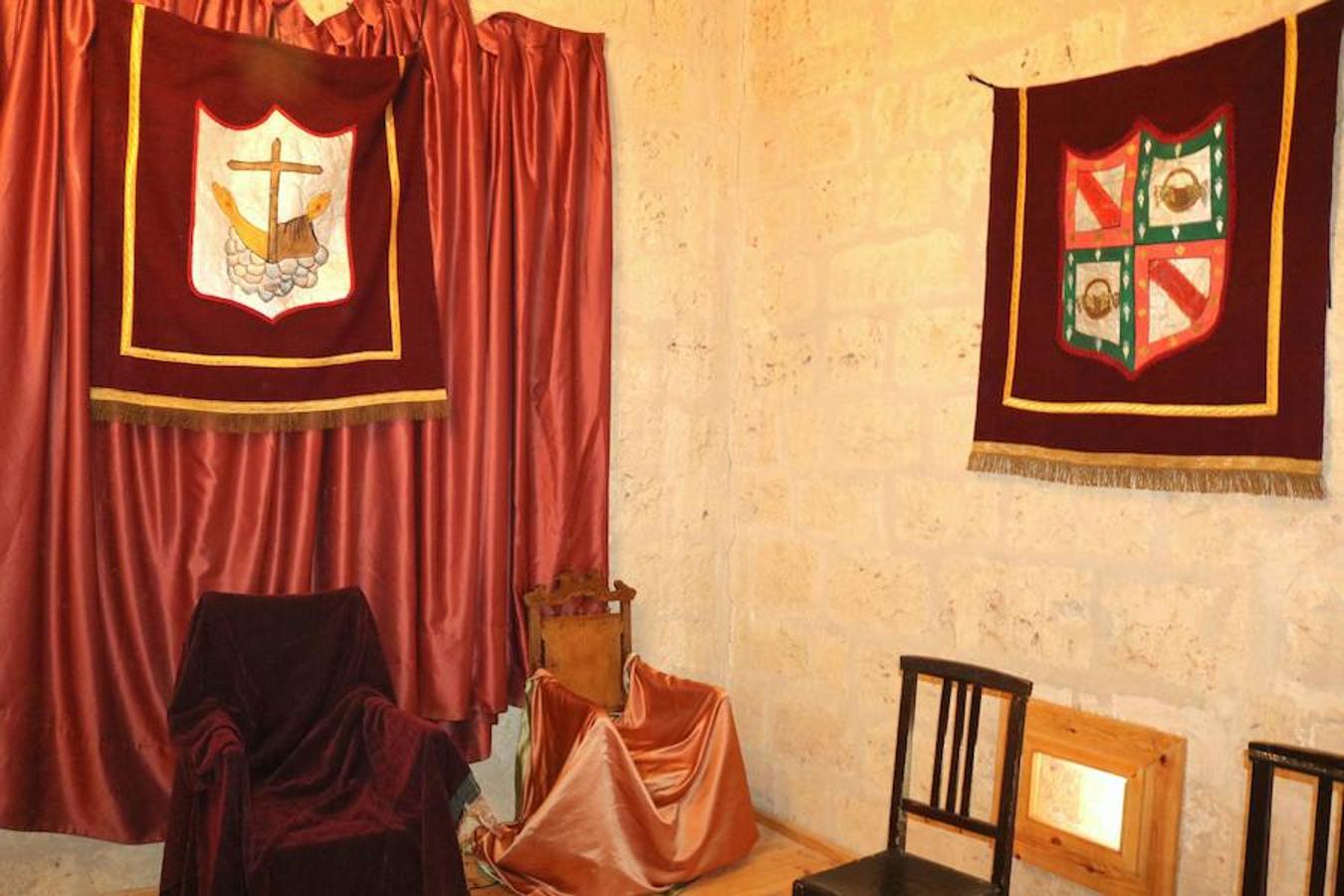 Fotos: Visitas teatralizas a Santa María La Mayor en Villamuriel