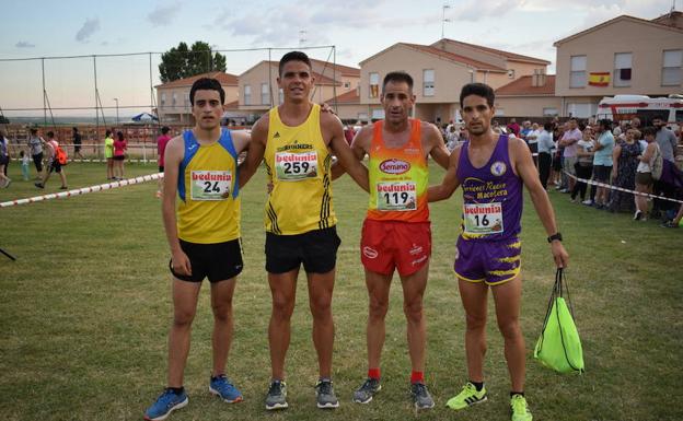 Alejandro Codesal e Isabel Almaraz se imponen en la Carrera Popular de Villoruela