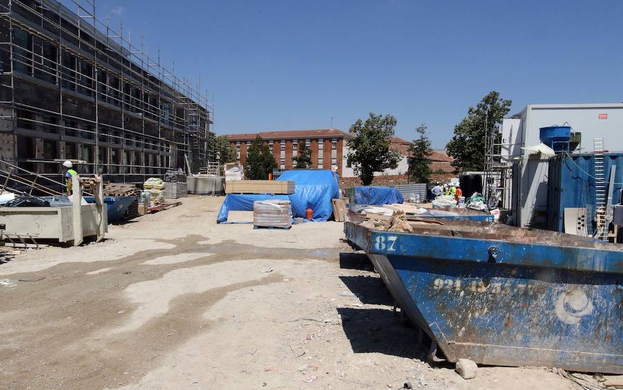 Fotos: El rector de la UVA, Antonio Largo, visita las obras de la segunda fase del campus de Segovia