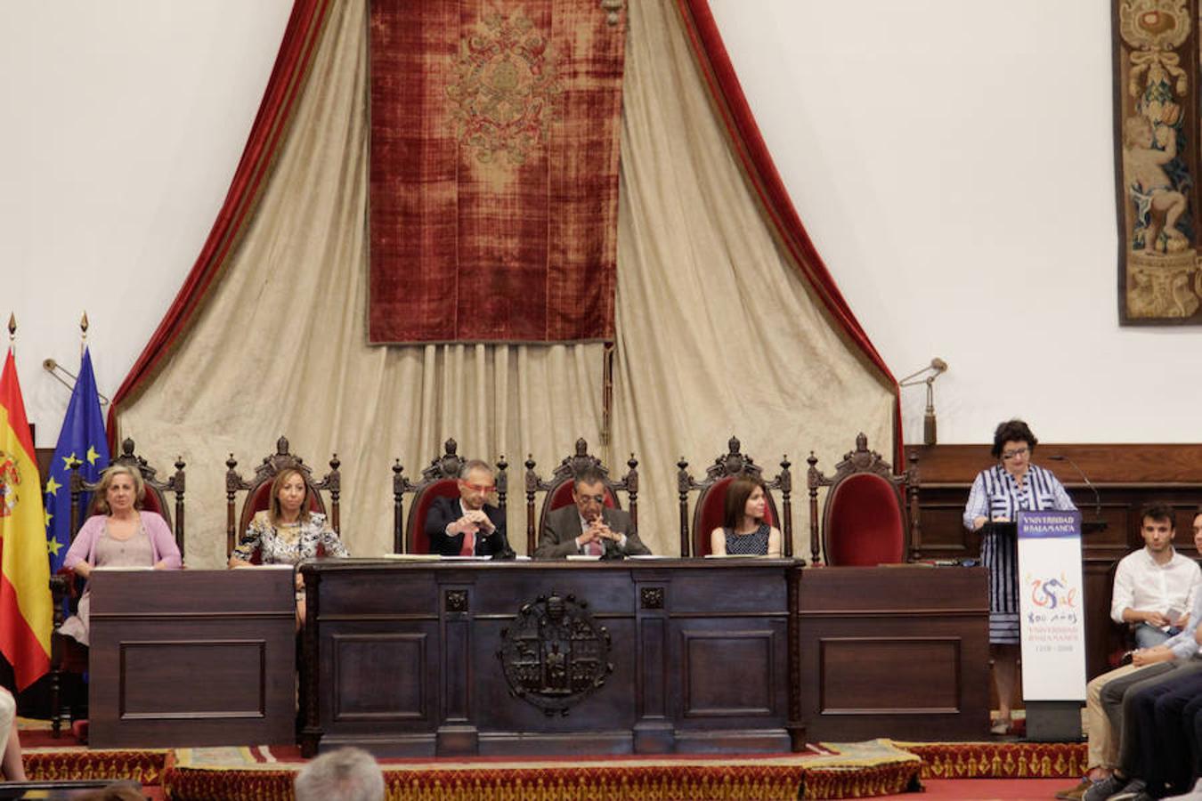 Fotos: La USAL entrega los premios a las 100 mejores notas de la EBAU