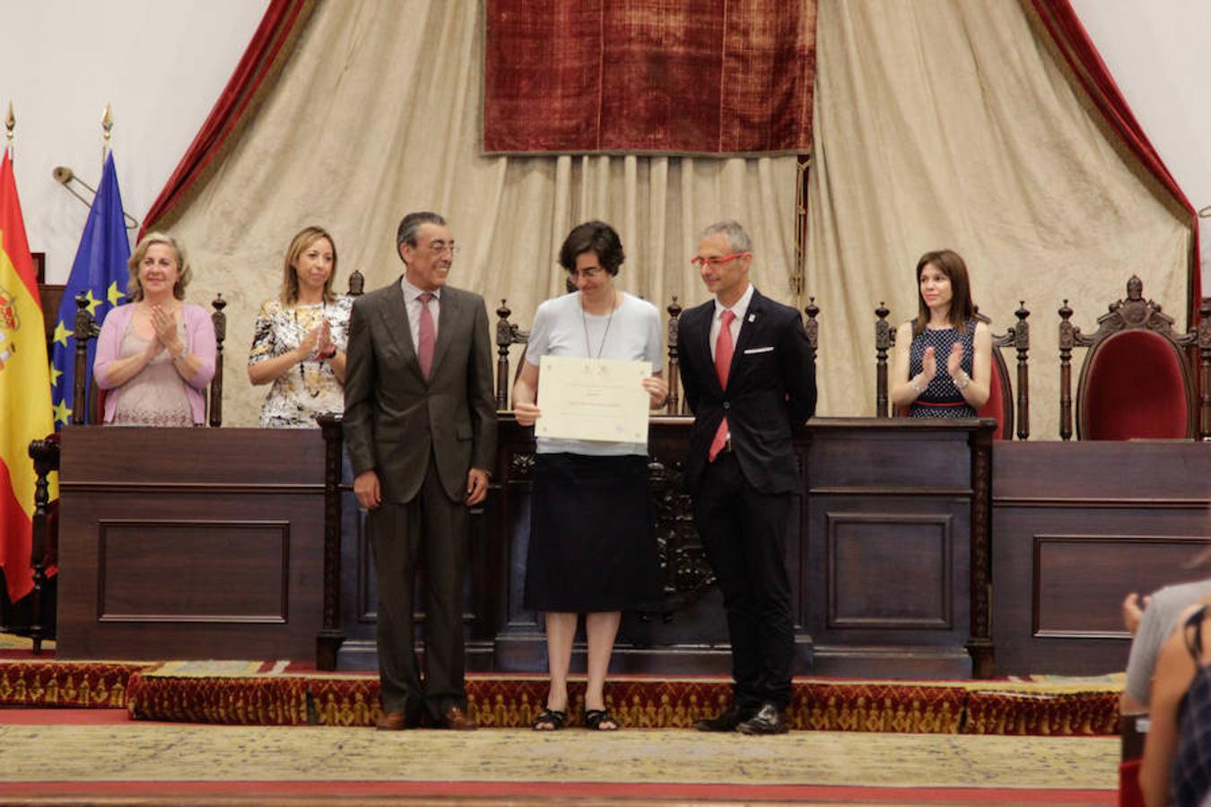 Fotos: La USAL entrega los premios a las 100 mejores notas de la EBAU