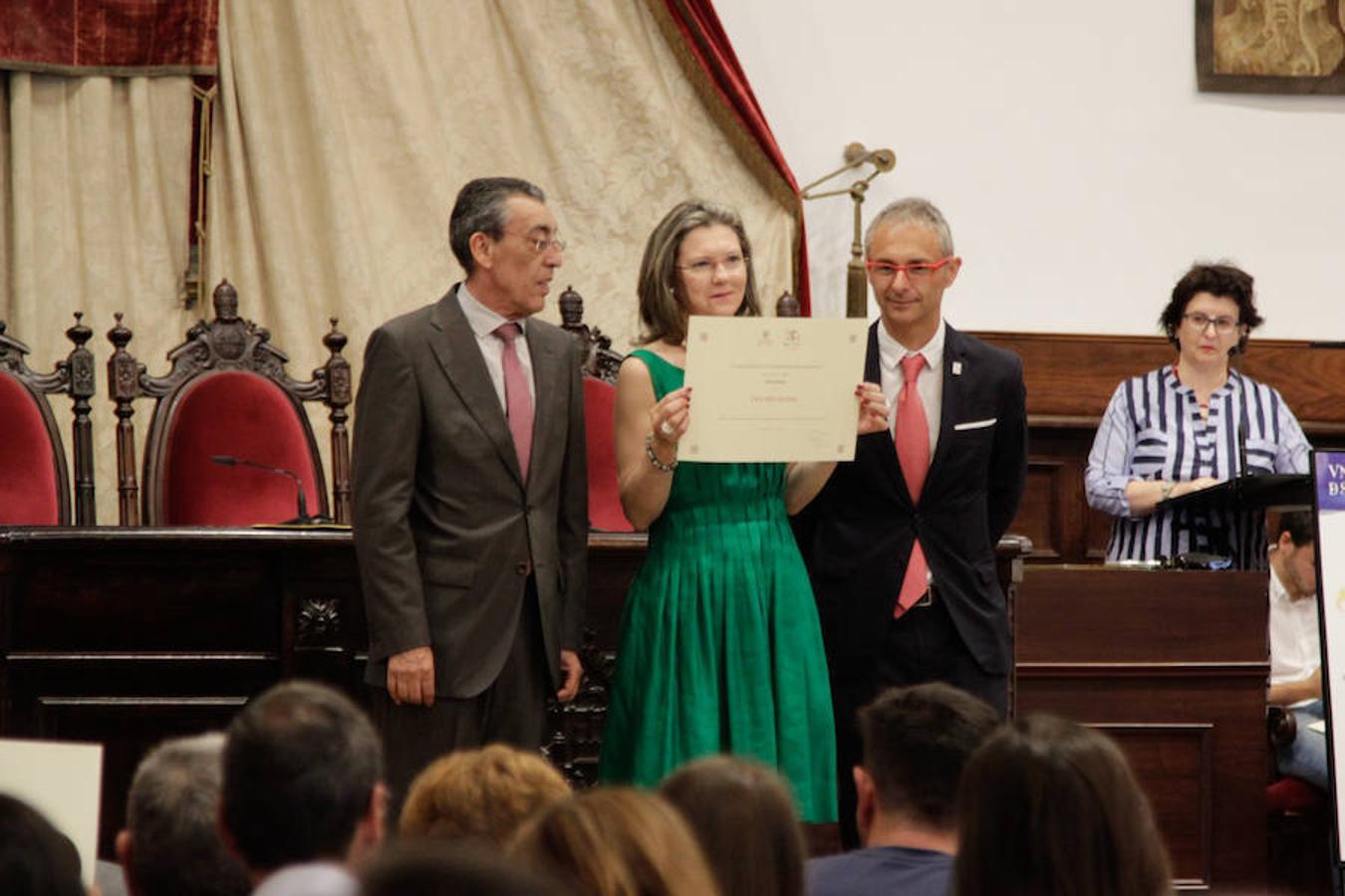 Fotos: La USAL entrega los premios a las 100 mejores notas de la EBAU