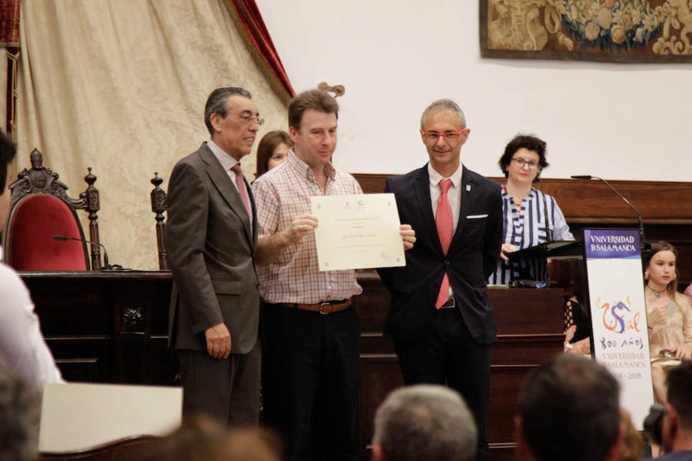 Fotos: La USAL entrega los premios a las 100 mejores notas de la EBAU