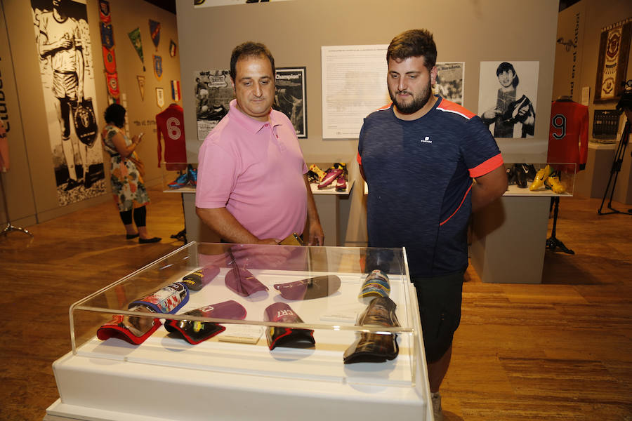 Fotos: Exposición sobre la Historia del Fútbol