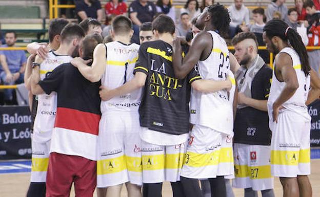 Jugadores del CB Tormes la pasada temporada. 