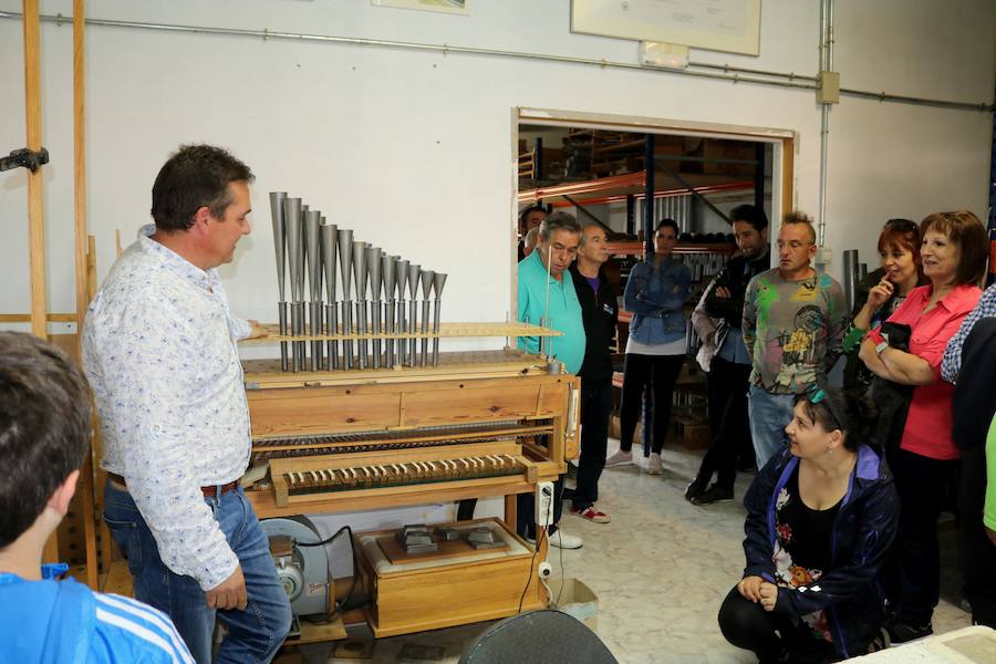 Fotos: Visita al taller de organería Acitores de Torquemada