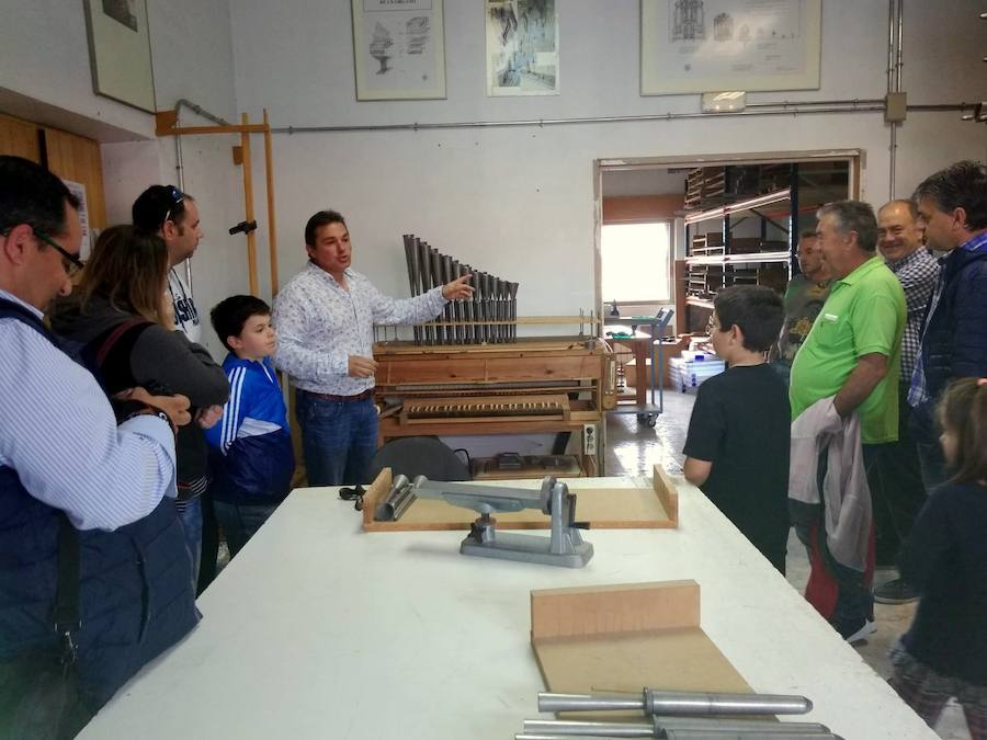 Fotos: Visita al taller de organería Acitores de Torquemada