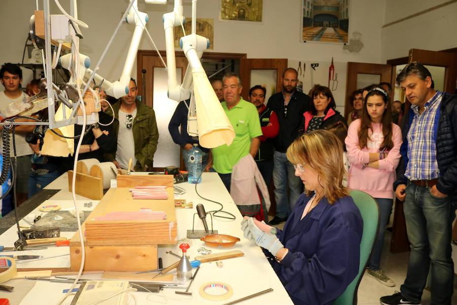 Fotos: Visita al taller de organería Acitores de Torquemada