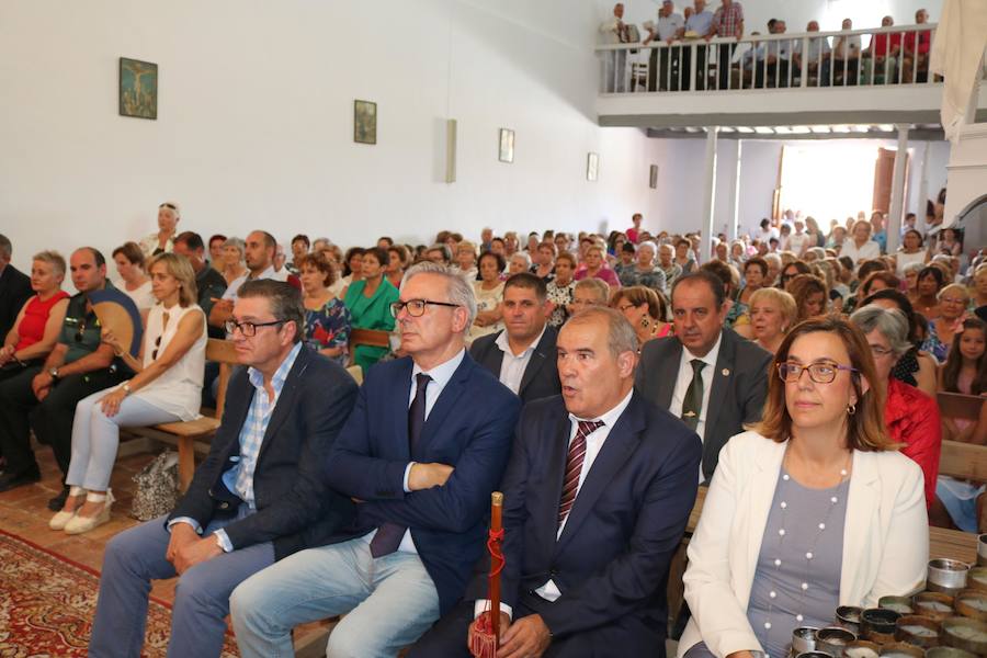 Fotos: Cevico Navero danza a la Virgen del Carmen