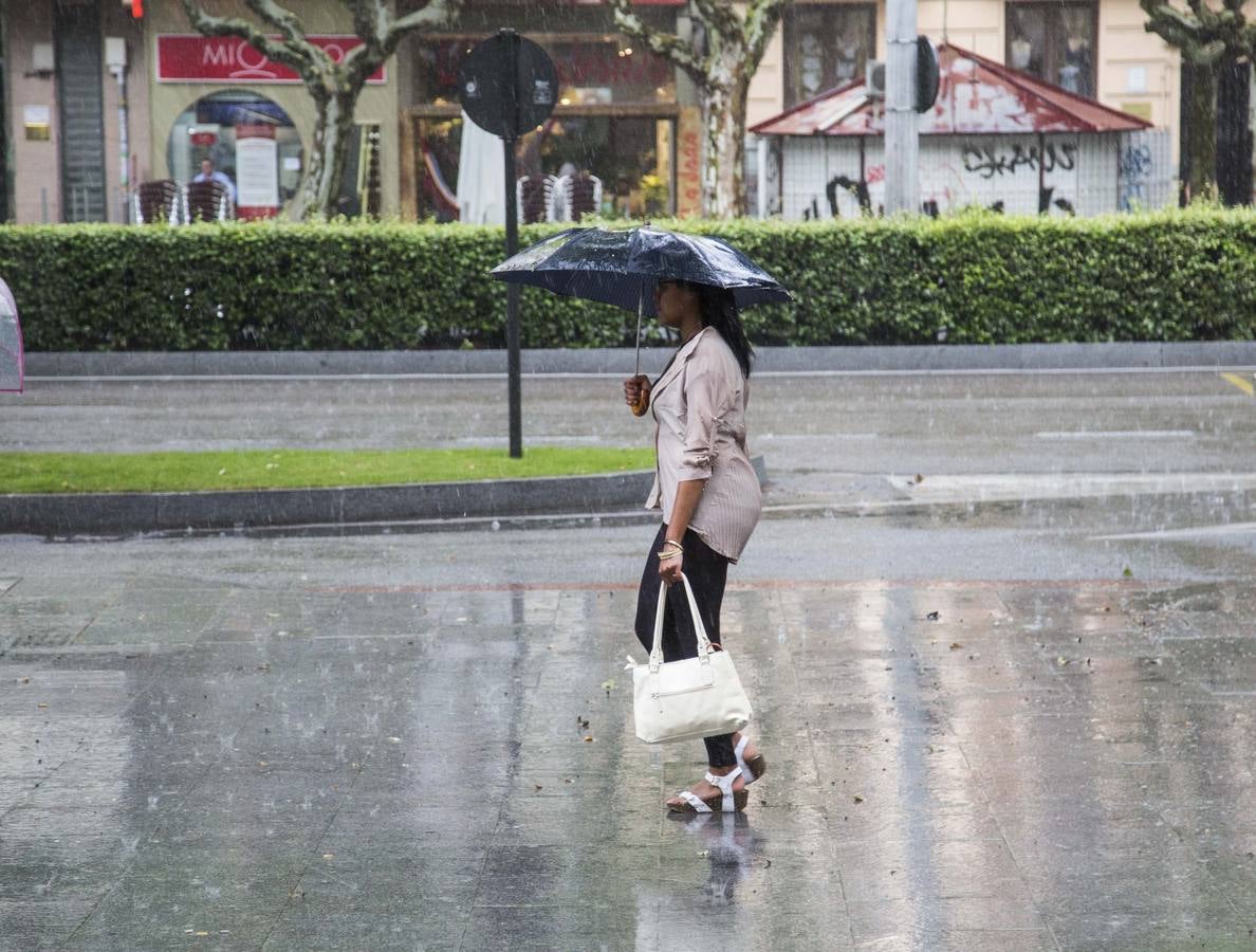 10,2 litros por metro cuadrado cayeron en la ciudad de Valladolid en unos 40 minutos