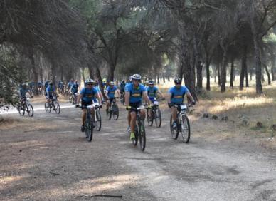 Imagen secundaria 1 - Marcha Cicloturista que con motivo de la próxima festividad de Santiago de Valladolid a Megeces. 