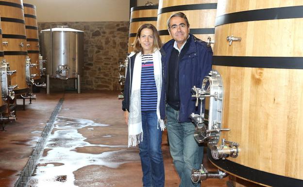 Miguel Ángel Alonso y María José Galera, propietarios de la bodega Fuentes de Silencio. 