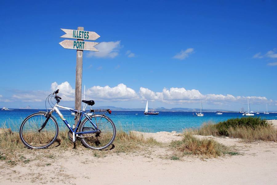 Paisaje de la playa de Ses Illetes, en Formentera.