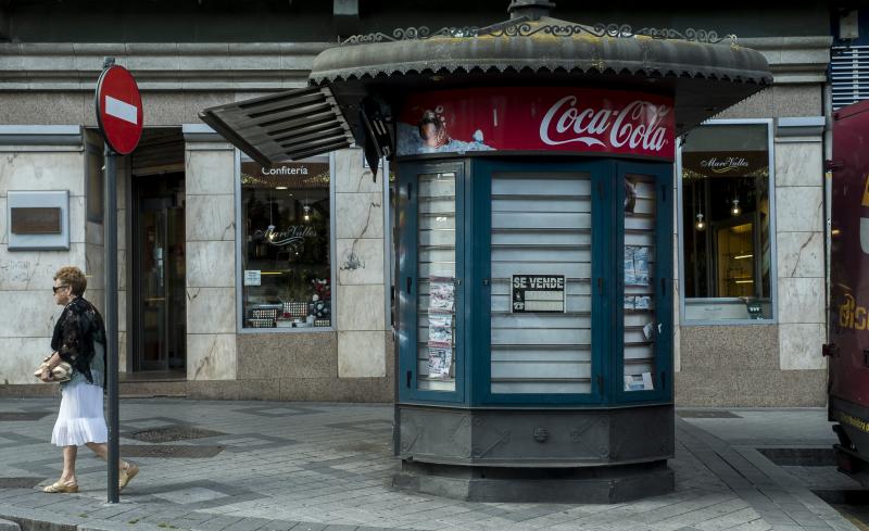 Quiosc de la esquina de Poniente con Molinos.