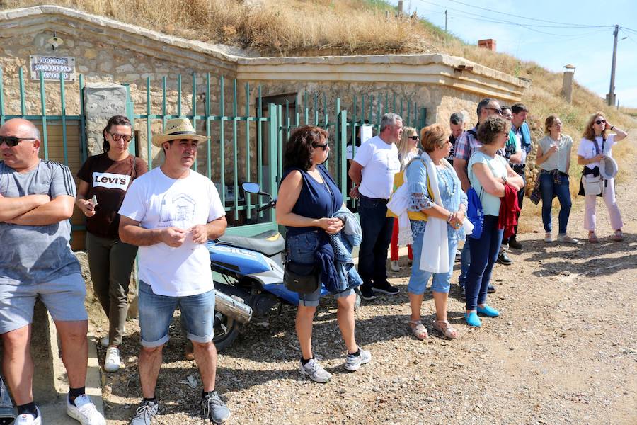 Fotos: Ruta por las cuevas y bodegas de Dueñas