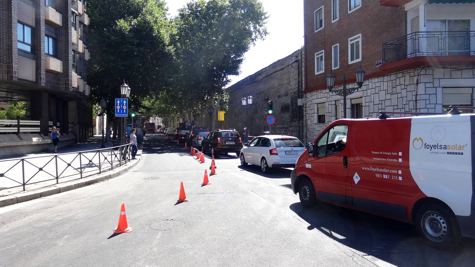 Los conductores que circulen por esta vía se encontrarán con uno de los nueve avisadores de velocidad que acaba de instalar el Ayuntamiento