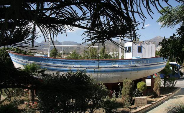 El eterno verano azul de Nerja