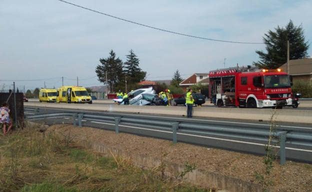 Imagen principal - Fallece un vallisoletano en un accidente en la N-111 en Logroño