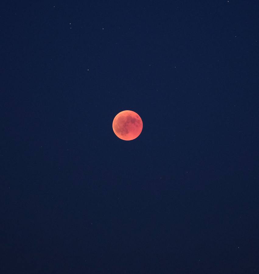 La luna en Mojados.