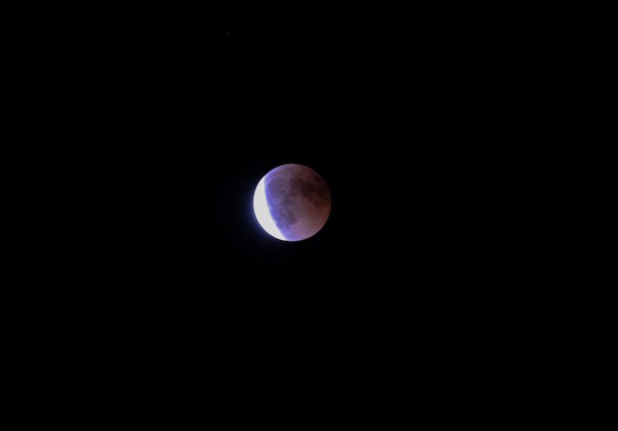 La luna en Mojados.