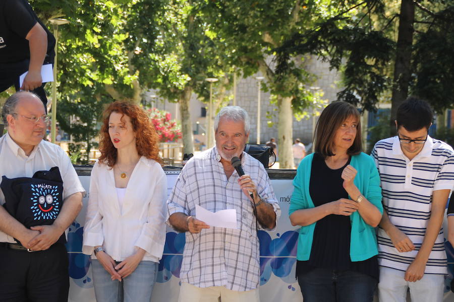 Fotos: Una jornada dedicada a concienciar sobre la esclerosis múltiple en Salamanca