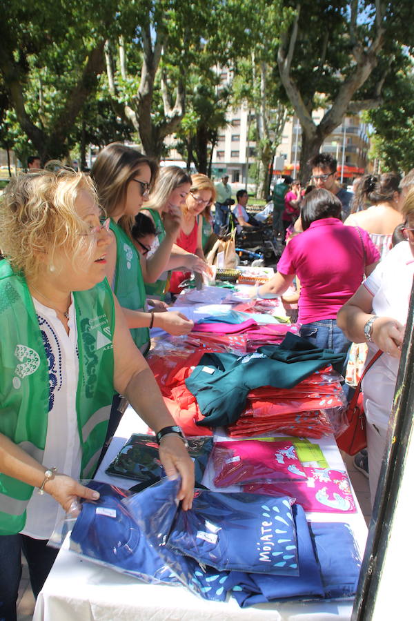 Fotos: Una jornada dedicada a concienciar sobre la esclerosis múltiple en Salamanca