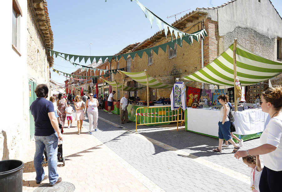 Fotos: Mercado Medieval en Fuentes de Valdepero