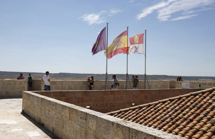 Fotos: Jornada de puertas abiertas del Castillo de Fuentes de Valdepero