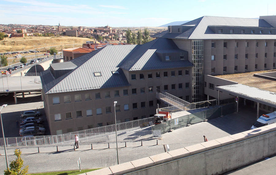 Entrada de urgencias al Hospital General de Segovia.