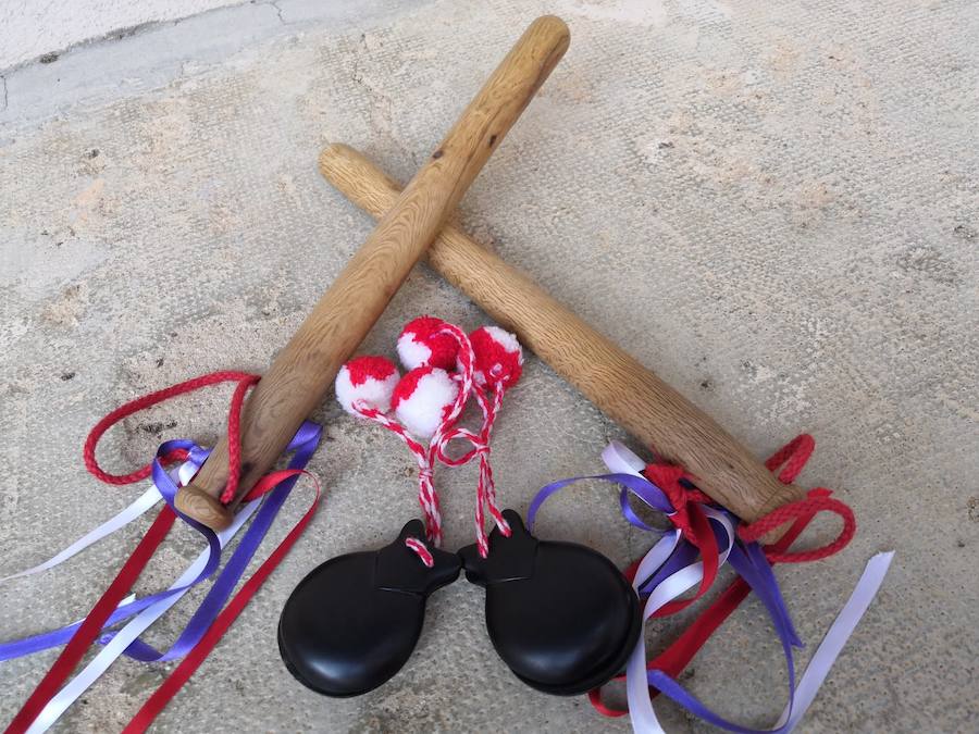 Fotos: XII Certamen de paloteo en Torrelobatón