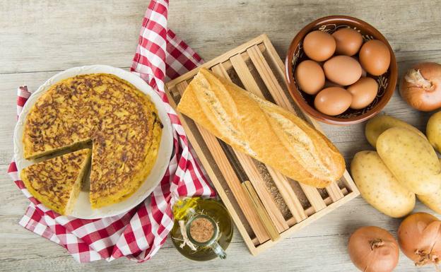 La tortilla de patata casera, la receta preferida de los castellanos y leoneses