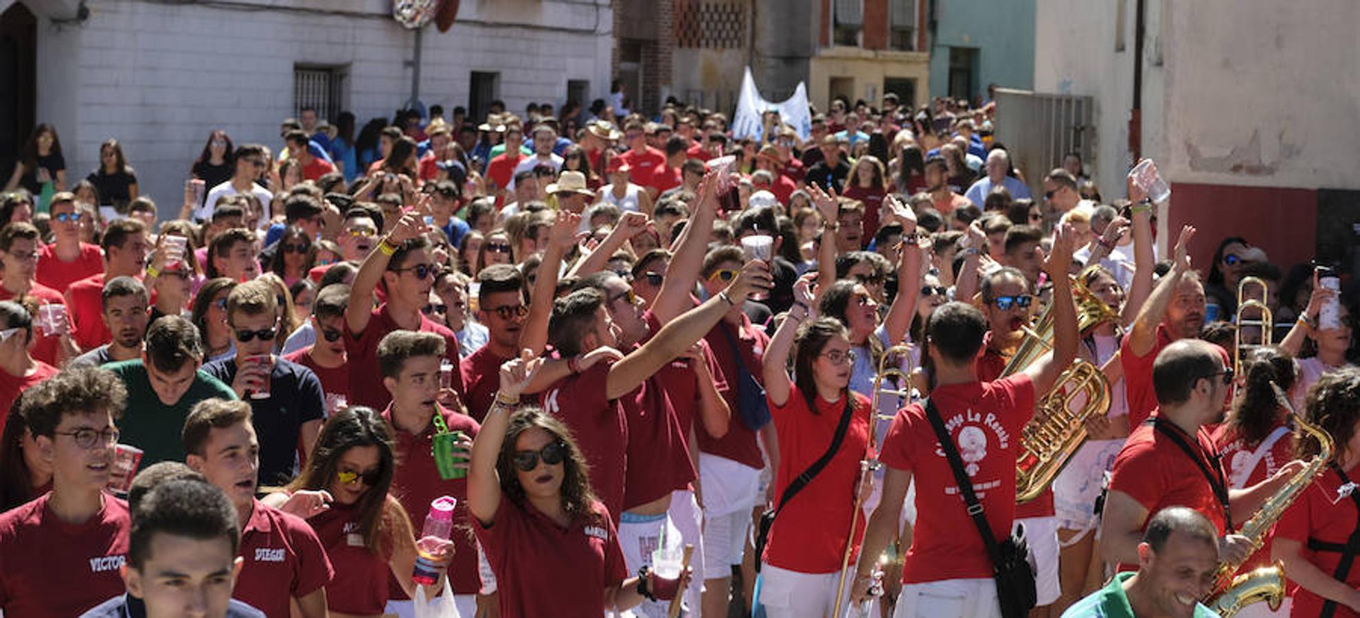 Pregón y chupinazo en la primera jornada de fiestas.