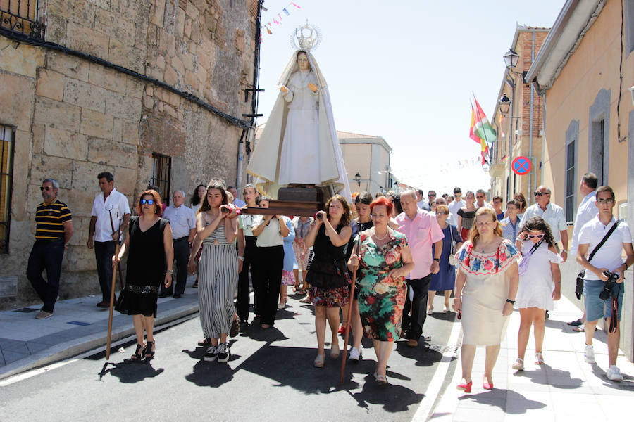 Fotos: Procesión de La Asunción en Cantalpino