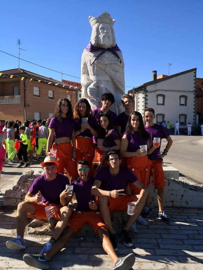 Fotos: Pregón y pasacalles en Wamba